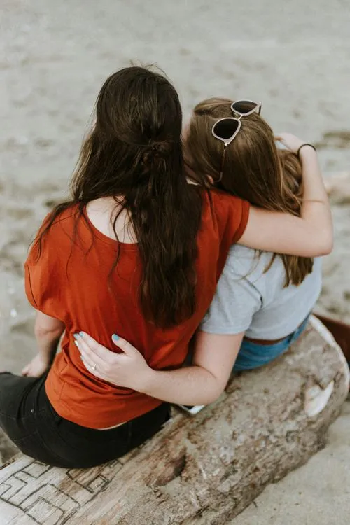 How to Help Someone Who is Grieving