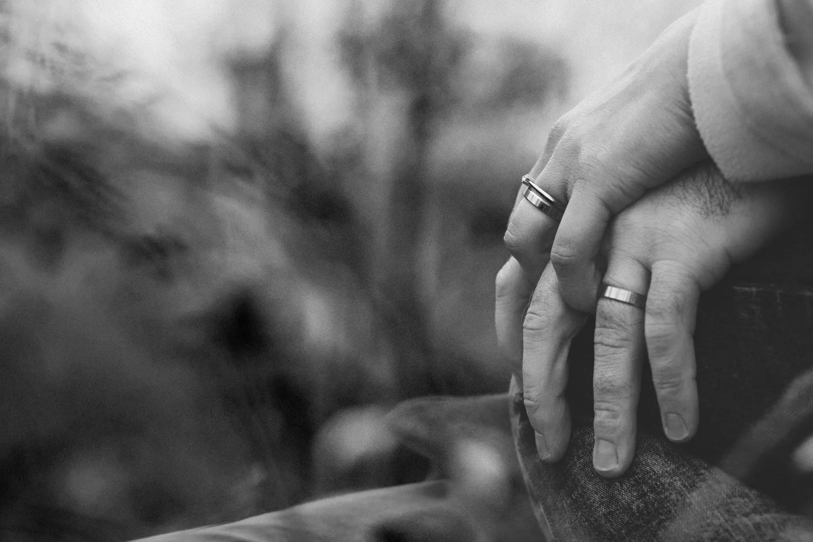 How to Support a Partner Who is Grieving
